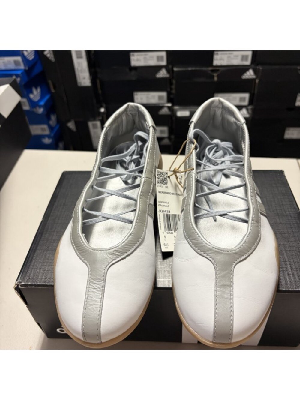 size 6.5 - adidas taekwondo mei ballet womens - jq6438 - Picture 5 of 6